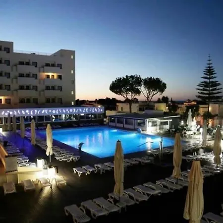 Villa Sol I - Pool And Garden & Gym & Albufeira